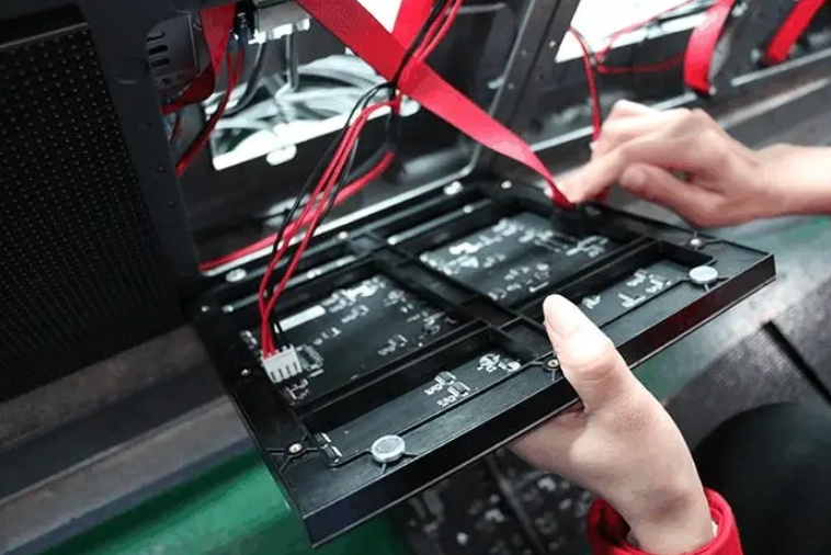 死燈、花屏、色差？成都資深工程師拆解LED屏十大故障&ldquo;真兇&rdquo;|成都led顯示屏